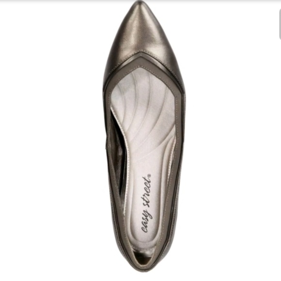** EASY STREET Pewter KIM w PATENT DETAILING Pumps - Picture 5 of 8